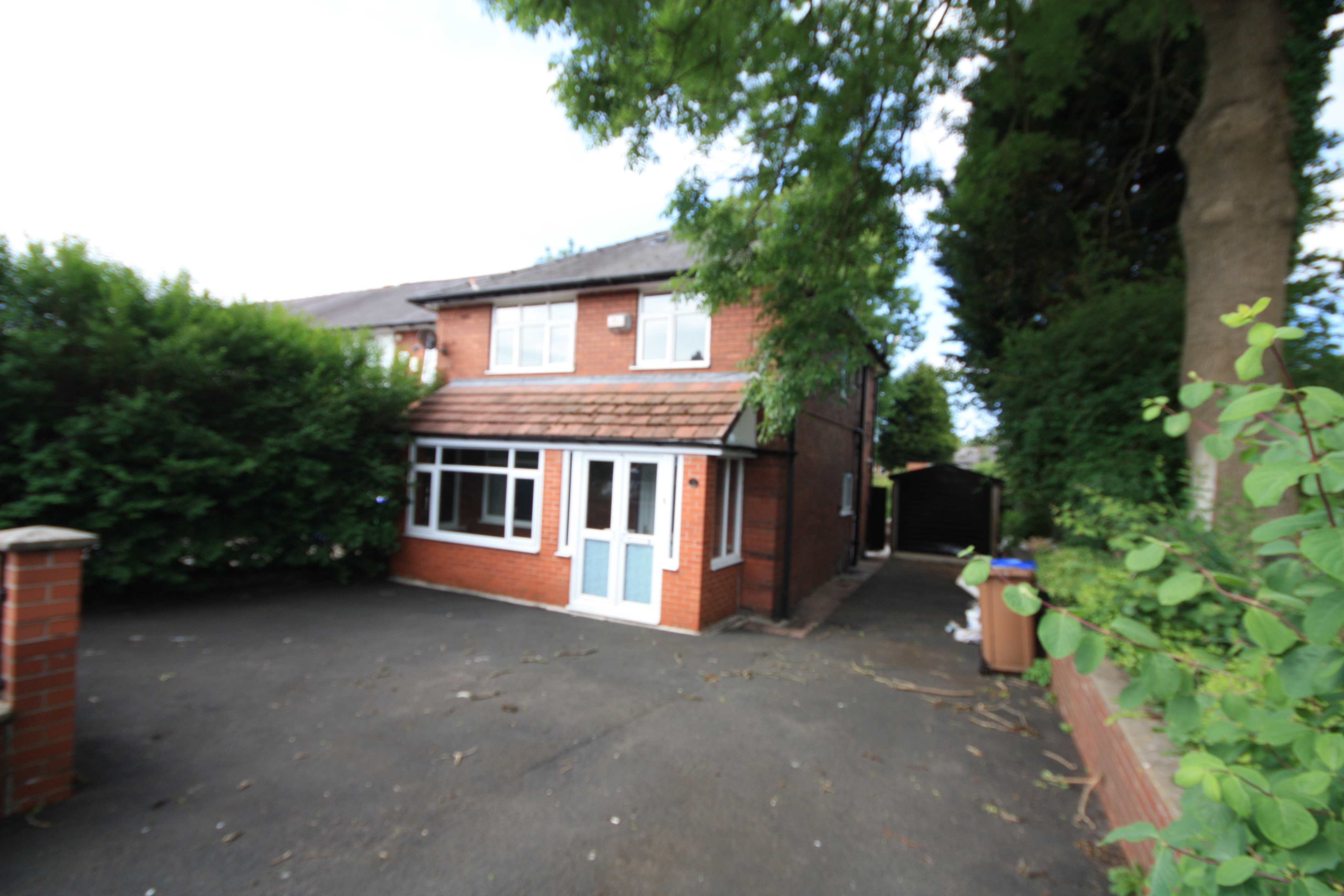 10 New Barn Lane, Dunsterville, Rochdale